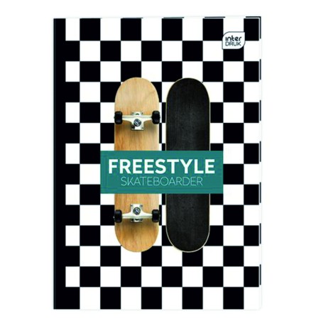 Zeszyt A4 w kratkę...